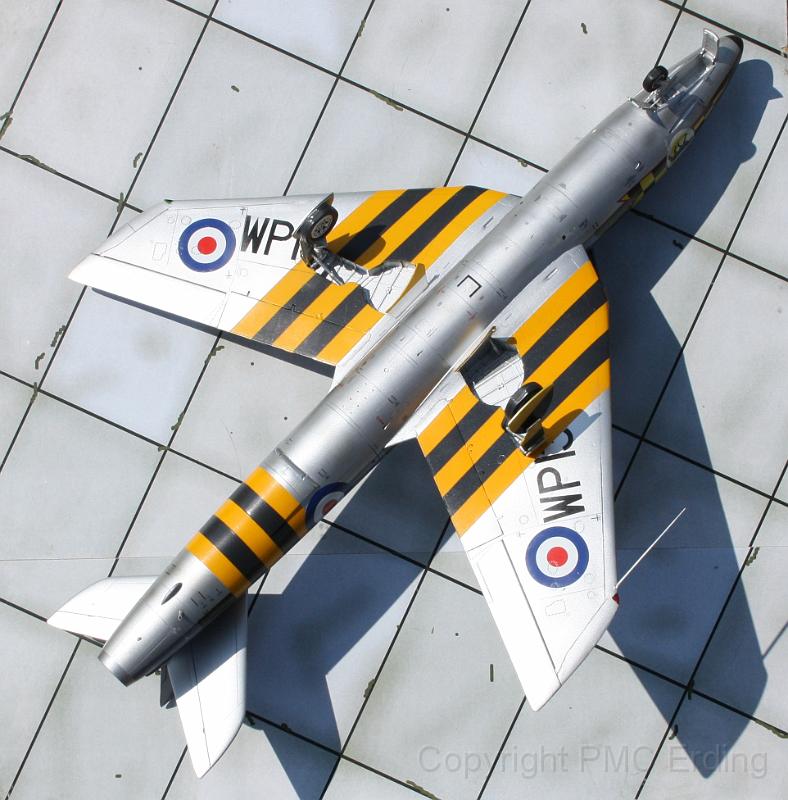 Hawker Hunter F.5 Revell 1-32 Lauerbach Peter 03.JPG